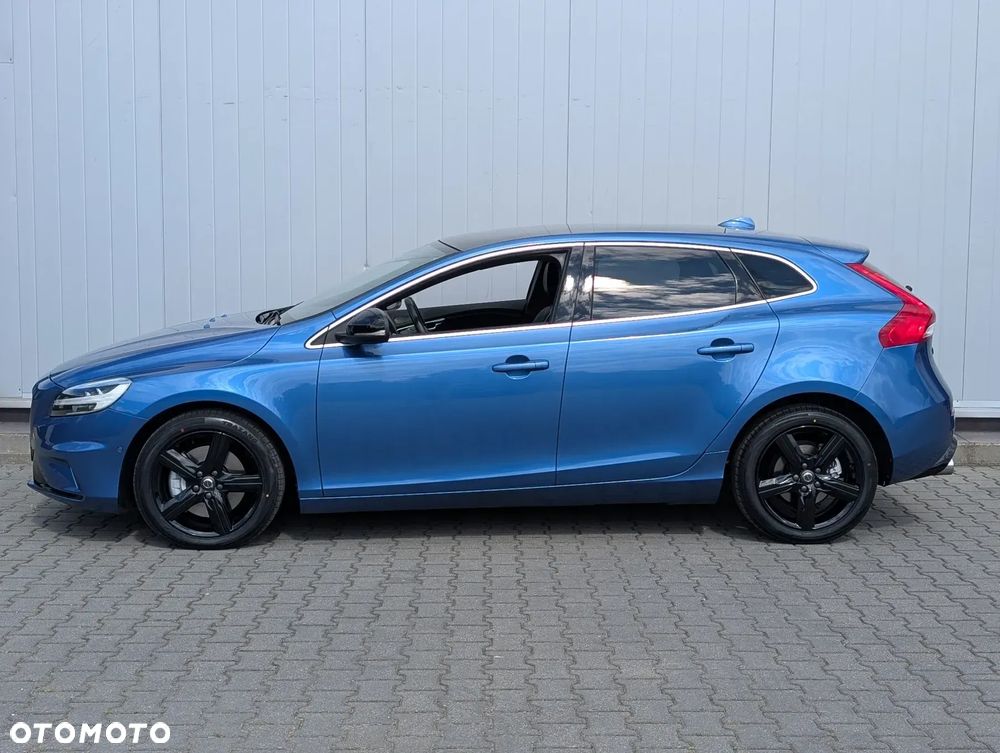 Volvo V40 D3 Geartronic RDesign - 11