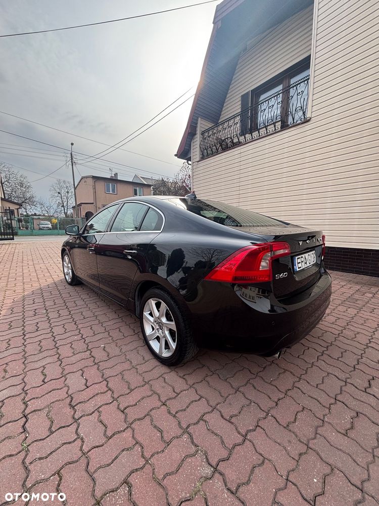 Volvo S60 D3 Edition - 7