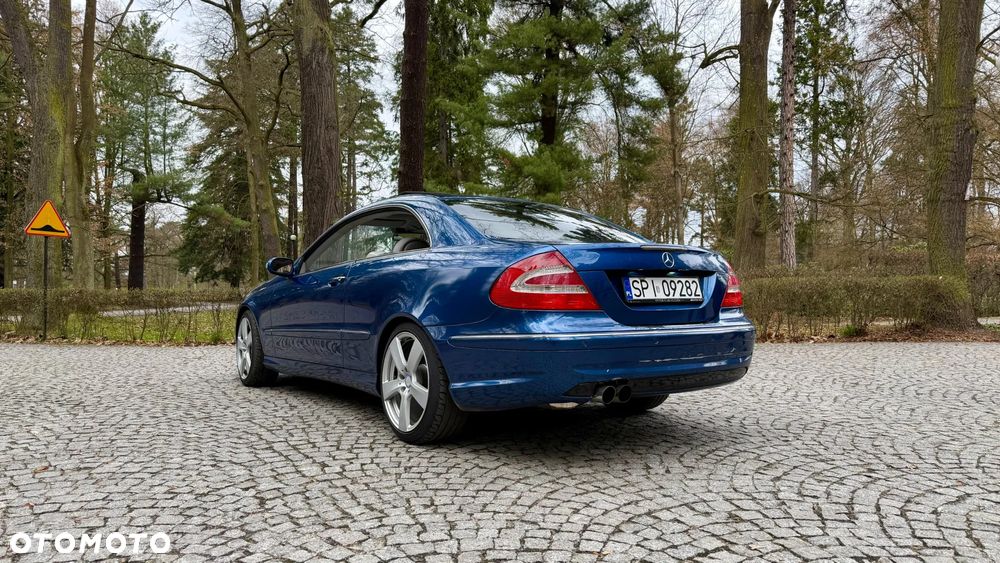 Mercedes-Benz CLK - 15