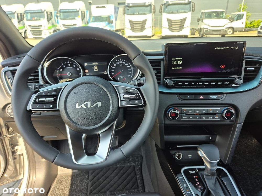 Kia XCeed 1.6 T-GDI Tribute DCT - 14