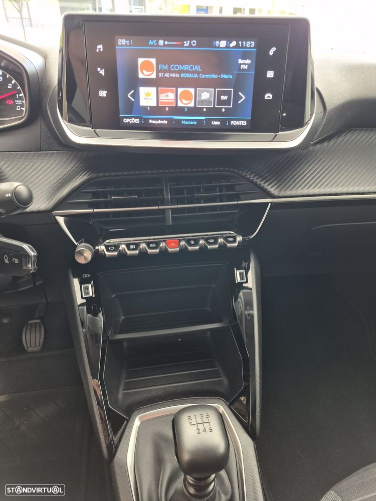 Peugeot 208 1.2 PureTech Active Pack - 11