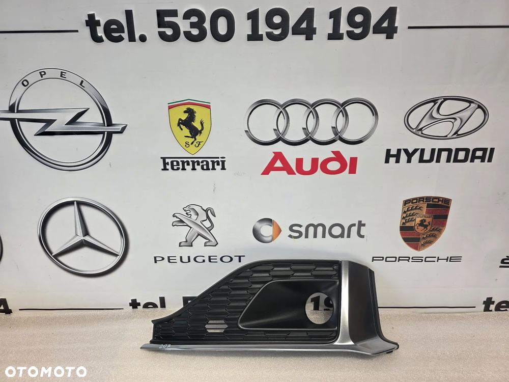 AUDI A5 8W6 LIFT 19- SPORTBACK LEWA / PRAWA KRATKA BOCZNA ZDERZAK PRZEDNIEGO PRZÓD NR 8W6807682S / 8W6807681S NR AUKCJI KB20 - 12