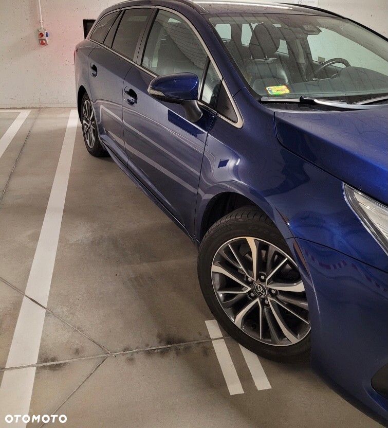 Toyota Avensis 1.8 Prestige - 3