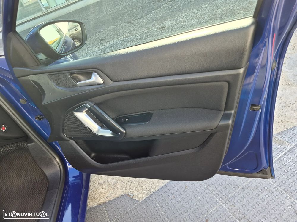 Peugeot 308 SW 1.2 PureTech Style - 25
