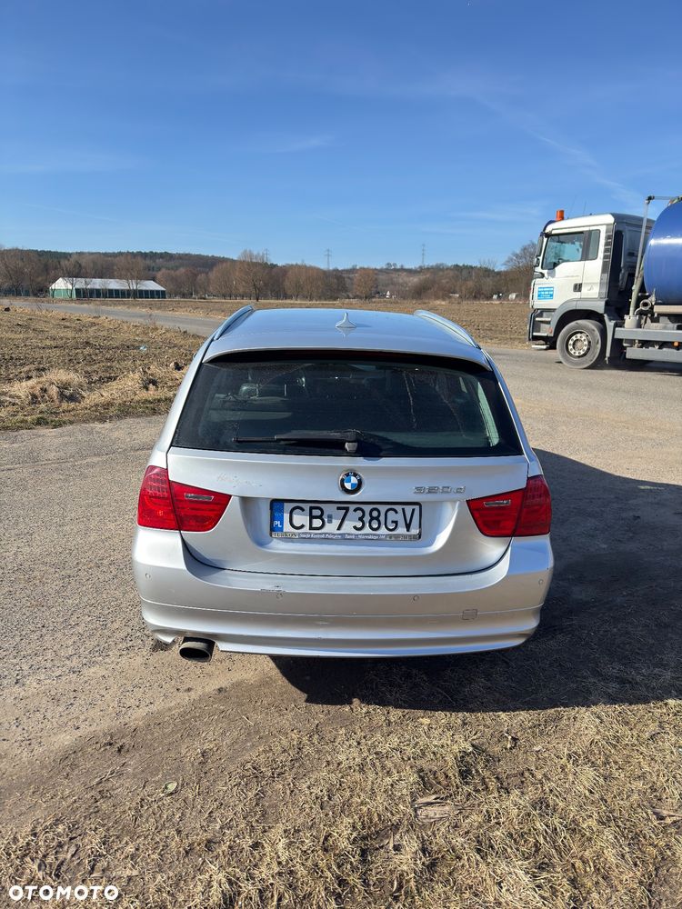BMW Seria 3 320d - 8