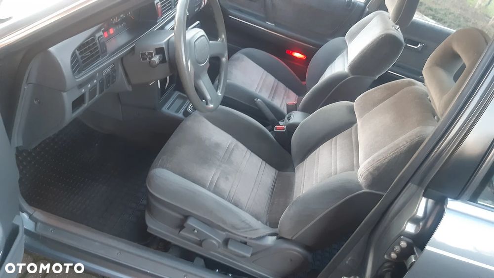 Mazda 626 - 2