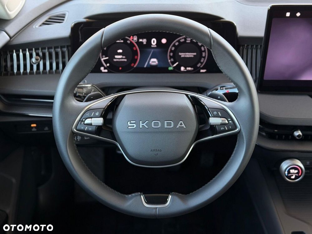 Skoda Superb 2.0 TDI SCR Drive DSG - 20