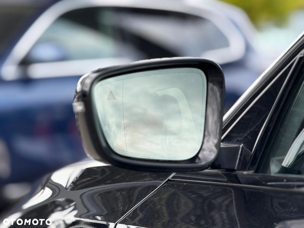 BMW Seria 3 318d Sport Line Shadow - 14