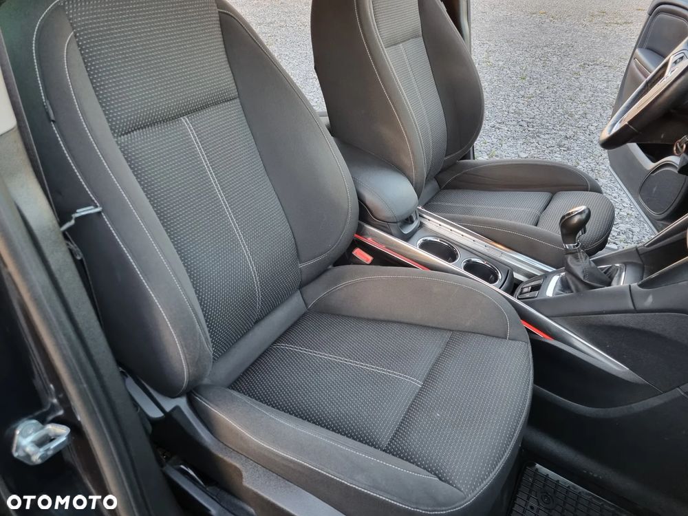 Opel Zafira Tourer 1.4 Turbo Innovation - 11