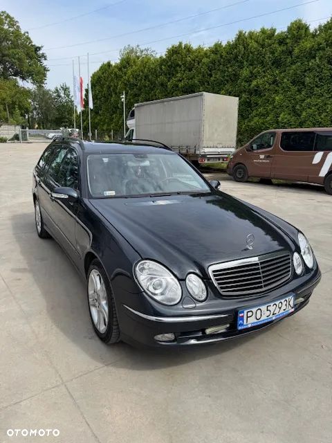 Mercedes-Benz Klasa E 320 CDI T Classic - 1