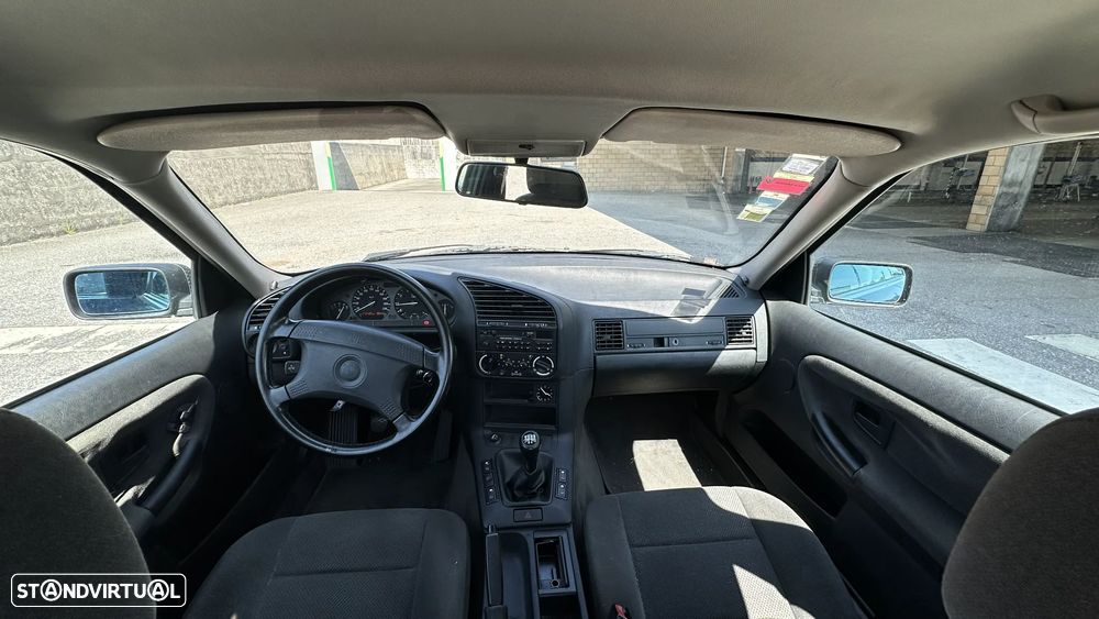 BMW 316 i Touring - 5