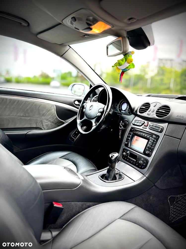Mercedes-Benz CLK 240 Avantgarde - 14