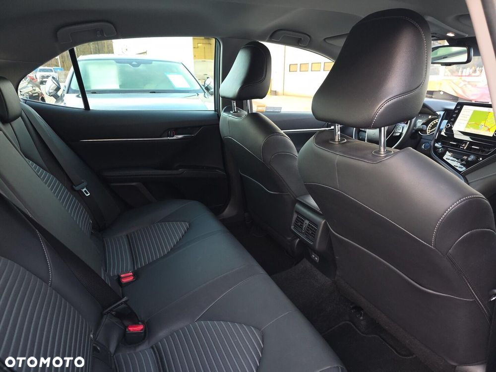 Toyota Camry 2.5 Hybrid Prestige CVT - 8