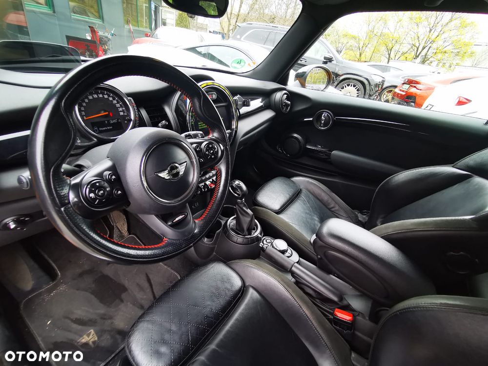 MINI Cooper Standard - 9