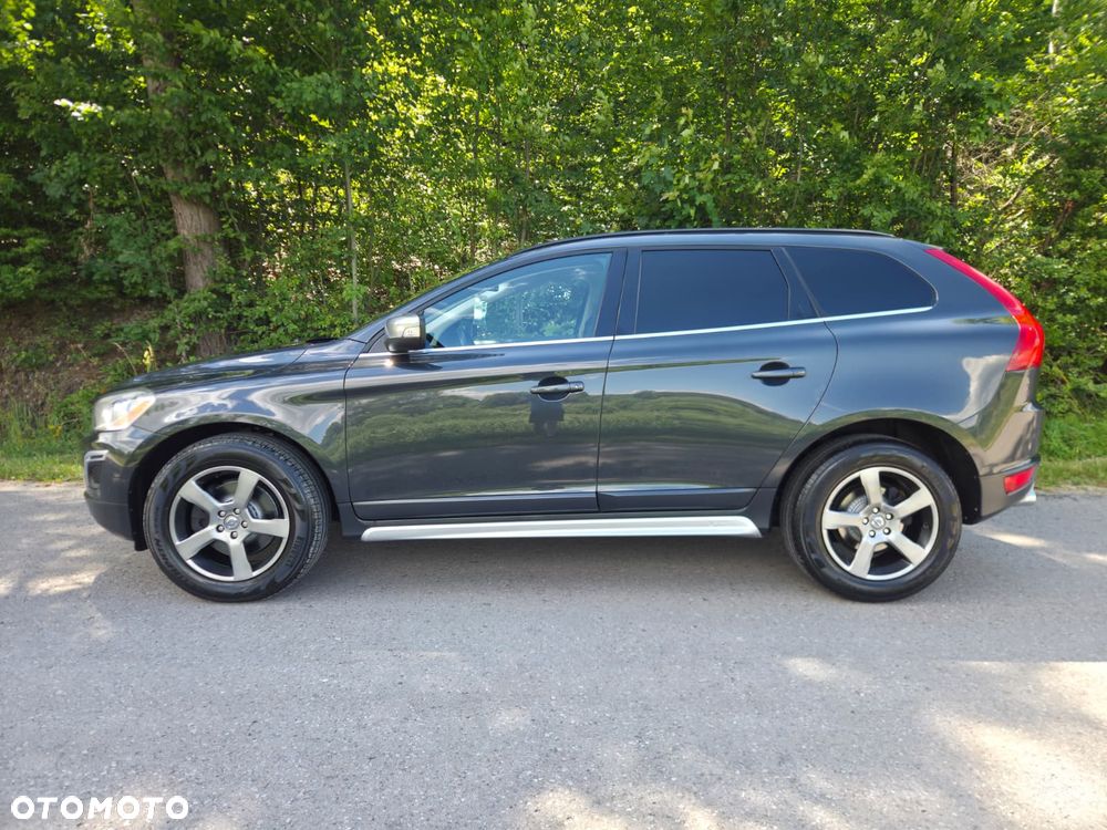 Volvo XC 60 D3 R-Design - 9
