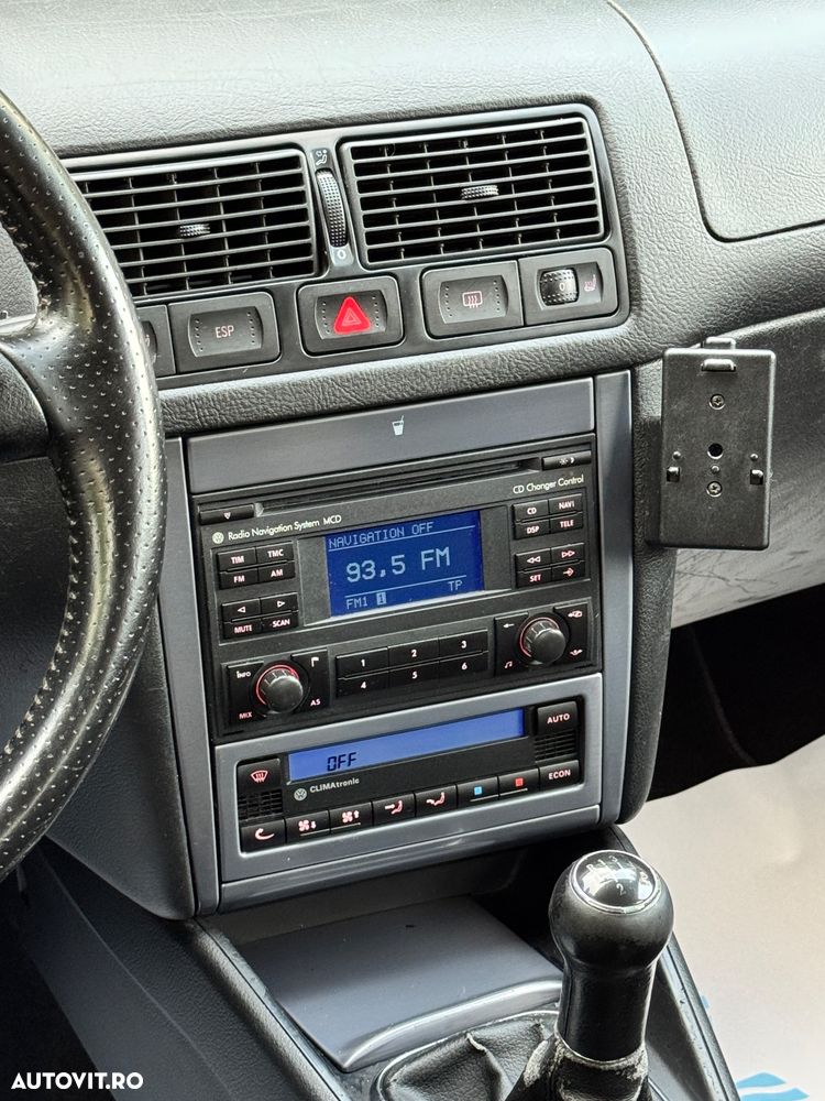 Volkswagen Golf 1.9 TDI Pacific - 9