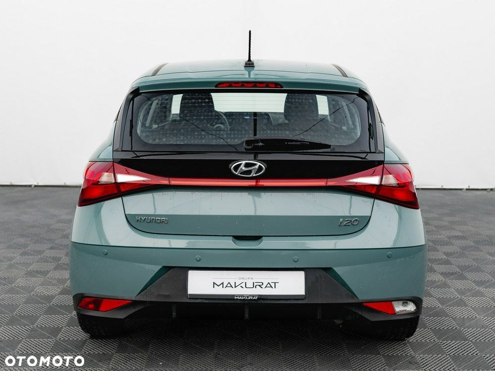 Hyundai i20 1.2 Pure - 11