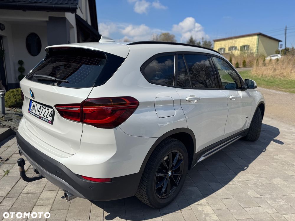 BMW X1 xDrive20d - 8