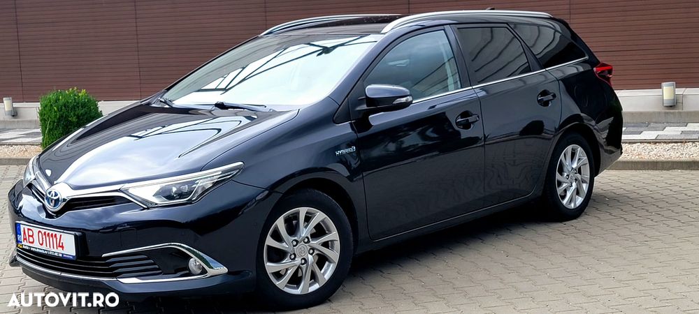 Toyota Auris - 4
