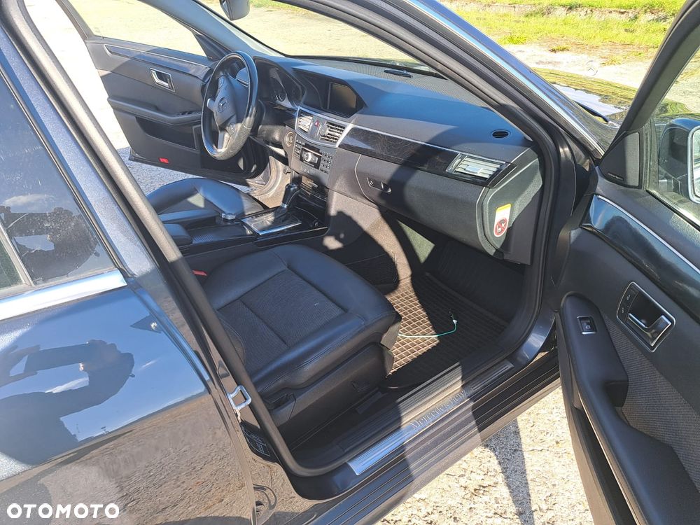 Mercedes-Benz Klasa E 200 BlueTEC 7G-TRONIC Avantgarde - 14