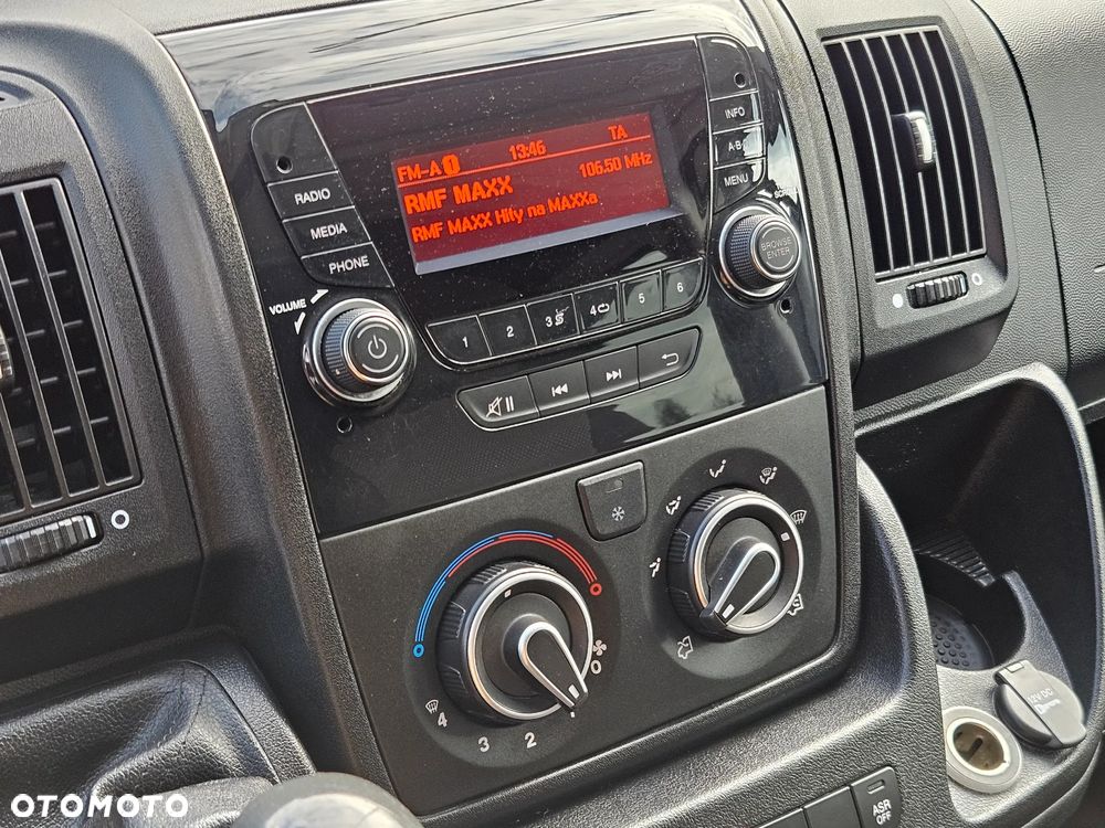 Peugeot BOXER L2H2 Brygadowy 6-os SalonPL FV23% - 29