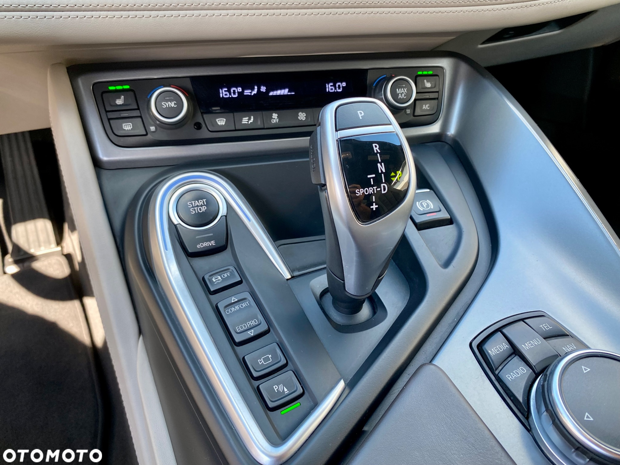 BMW i8 Standard - 27