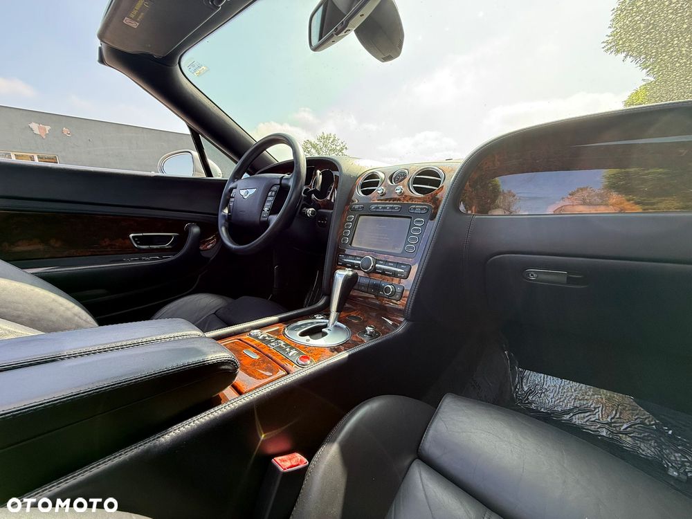 Bentley Continental GT Standard - 14