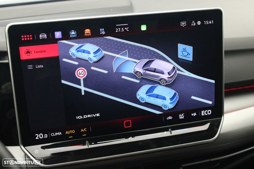 Volkswagen Golf 1.5 TSI e-Hybrid Style DSG — fotografia 14