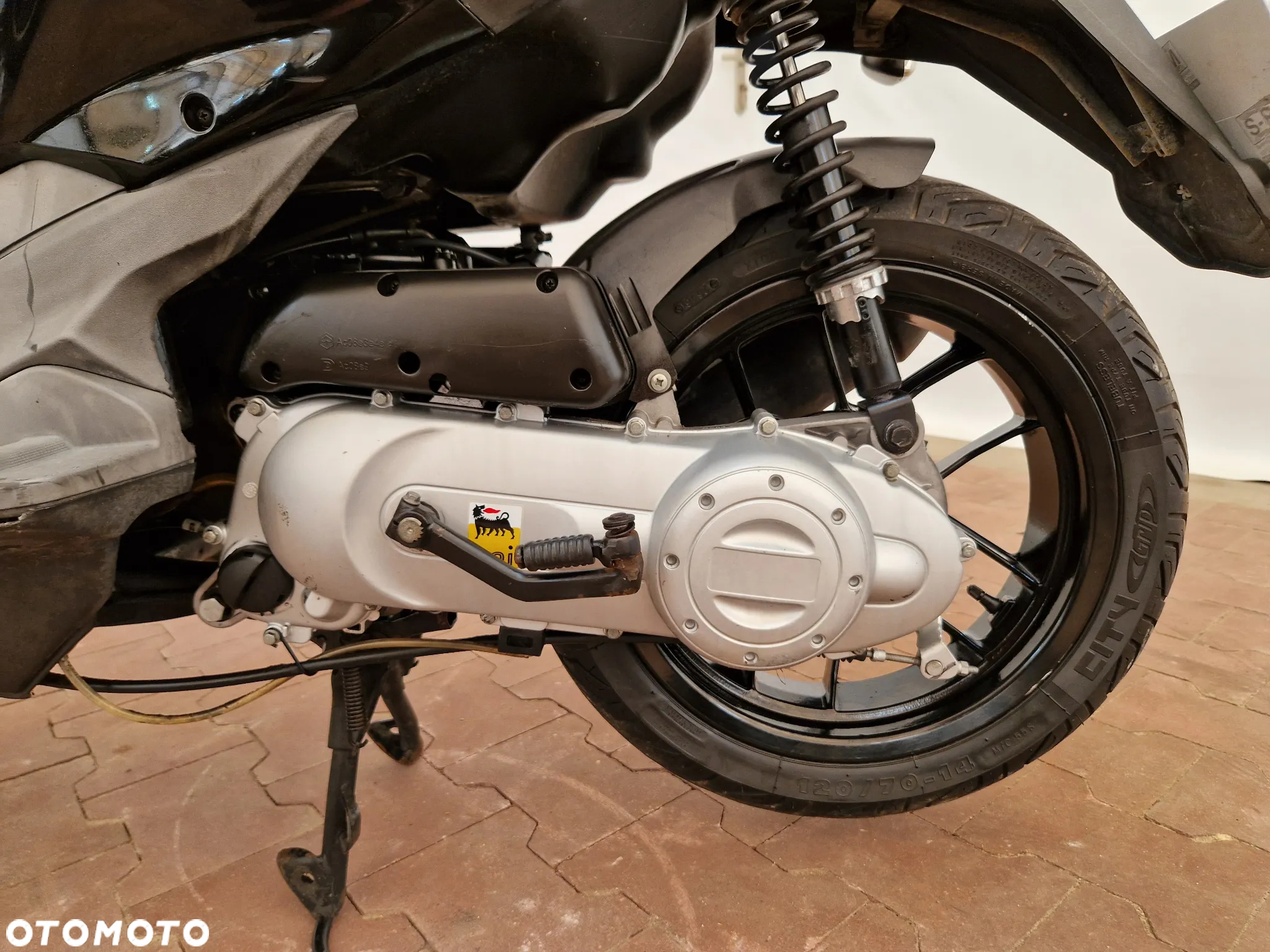 Aprilia SR - 8