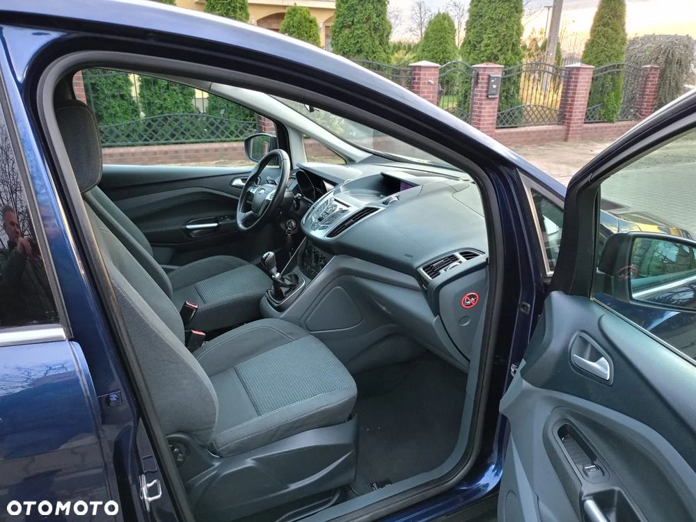 Ford C-MAX - 13