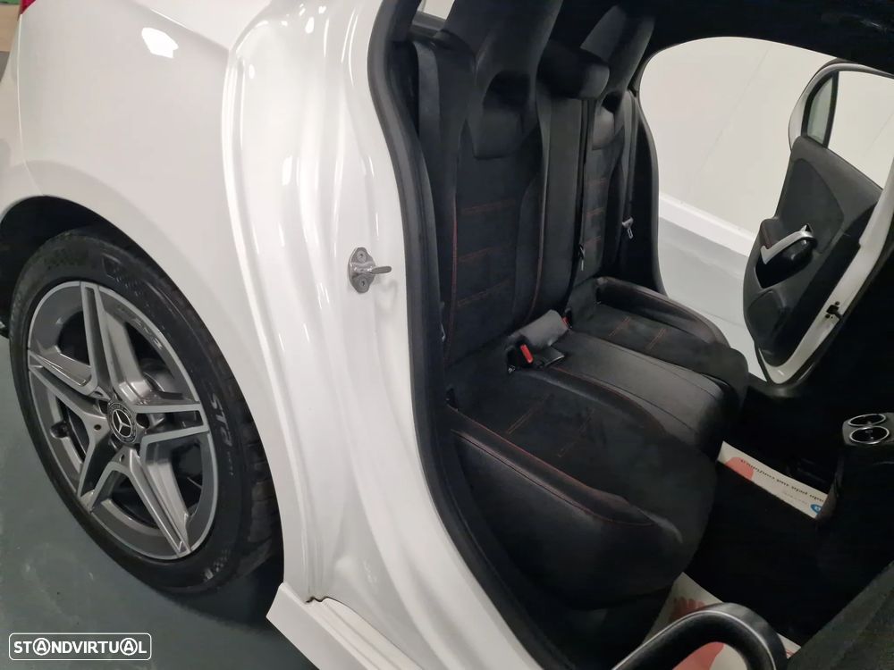 Mercedes-Benz A 180 d AMG Line Aut. - 44
