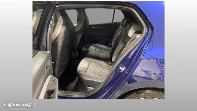 VW Golf 1.5 eTSI R-Line DSG - 13
