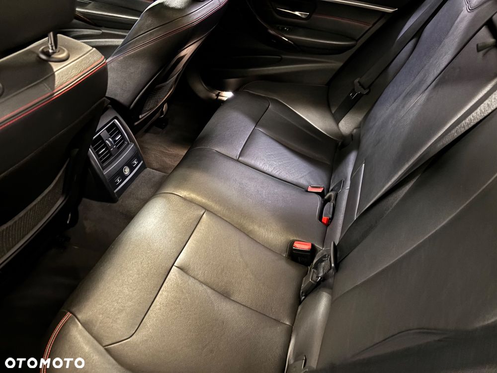BMW Seria 3 328i xDrive - 12