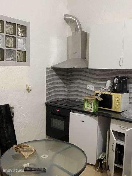 Venda de imovel renovado - Grande imagem: 2/8