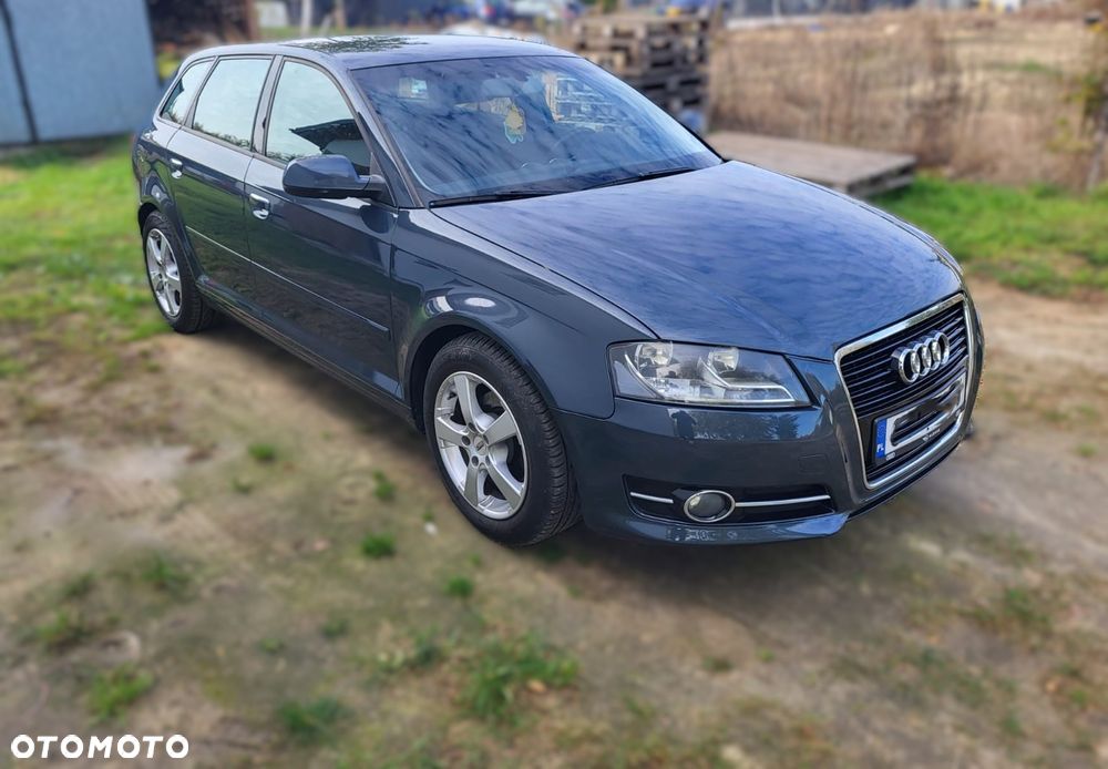 Audi A3 Sportback 2012 photo 2