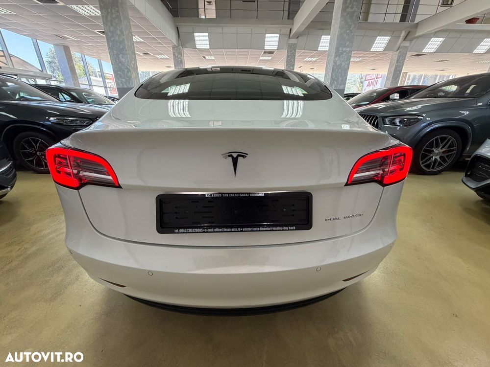 Tesla Model 3 Langstreckenbatterie Allradantrieb Dual Motor - 10