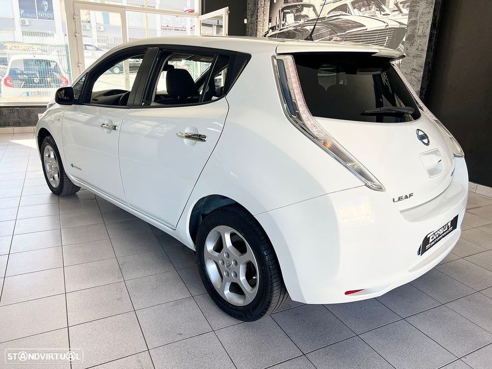 Nissan Leaf 24 kWh (c/ Bateria) Acenta - 4