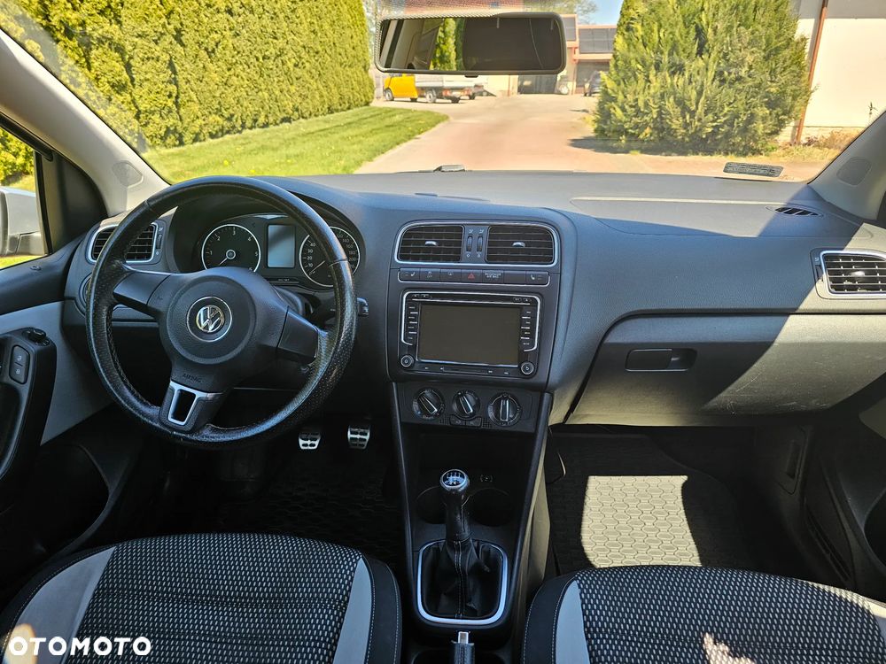 Volkswagen Polo Cross 1.6 TDI DPF - 10