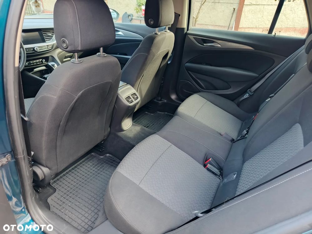 Opel Insignia 1.6 ECOTEC Business Innovation - 24