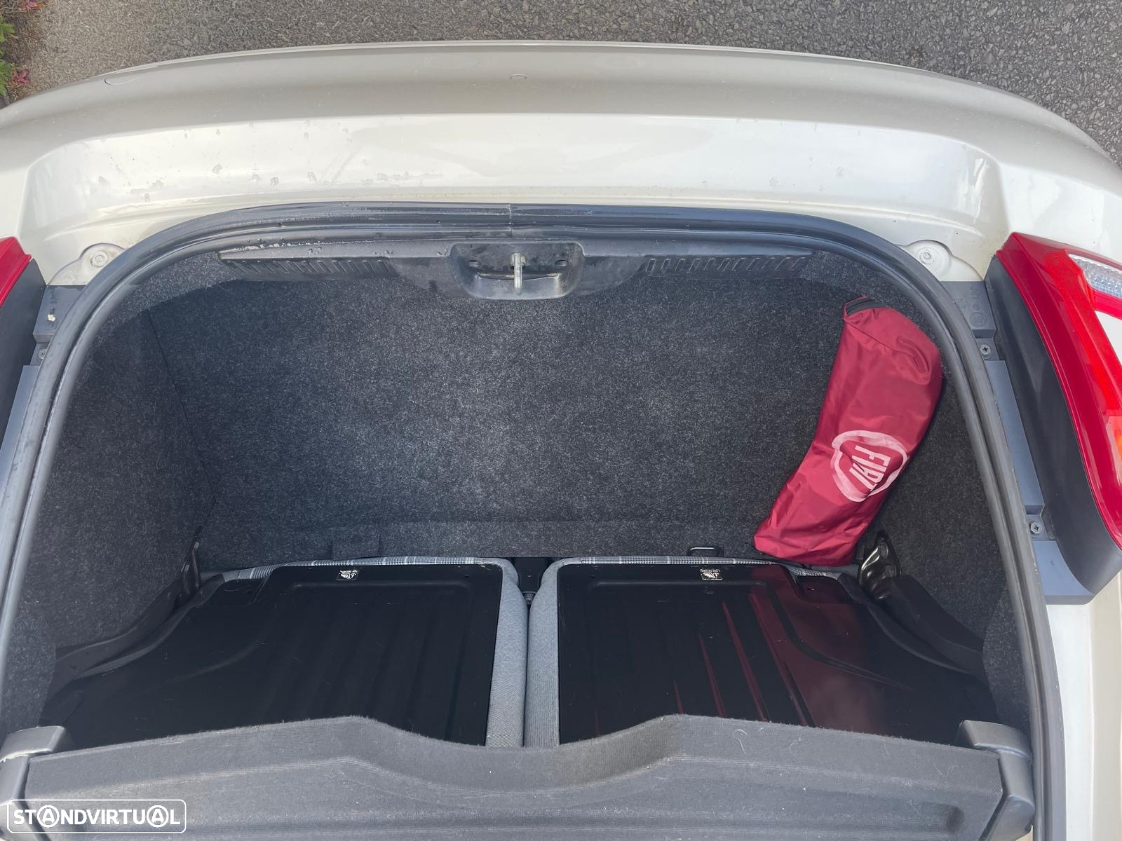 Fiat 500 1.0 Hybrid Lounge - 11