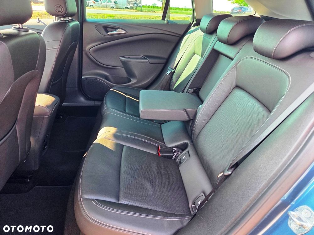 Opel Astra 1.6 Turbo Start/Stop Innovation - 27