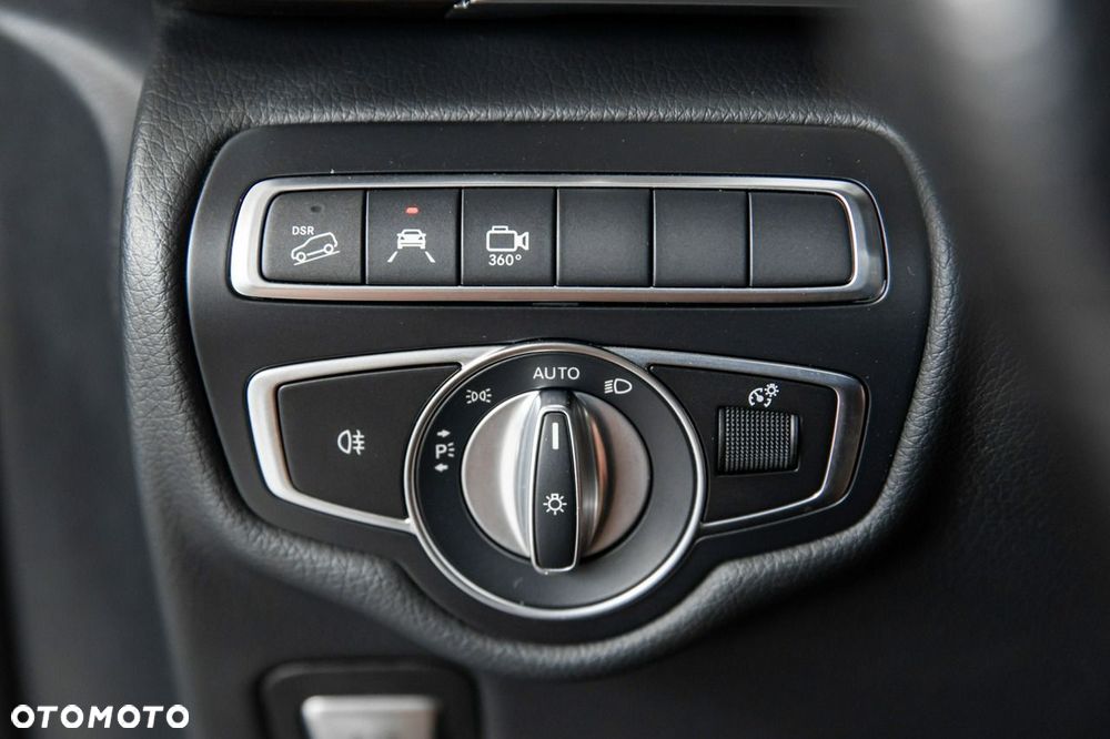Mercedes-Benz Klasa V 300 d lang 9G-TRONIC Avantgarde - 30