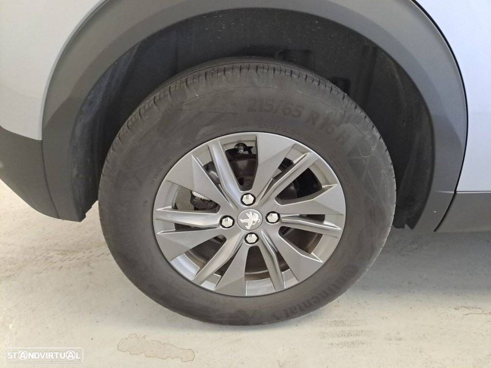 Peugeot 2008 1.2 PureTech Active Pack - 11