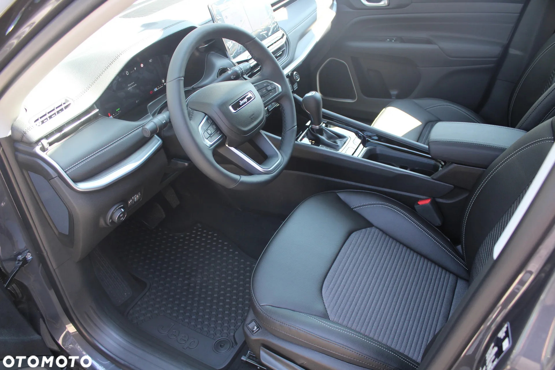 Jeep Compass 1.5 T4 mHEV Altitude FWD S&S DCT - 6