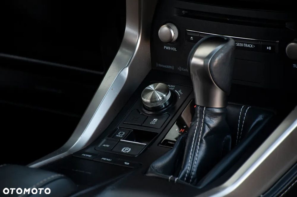 Lexus NX 300 AWD - 20