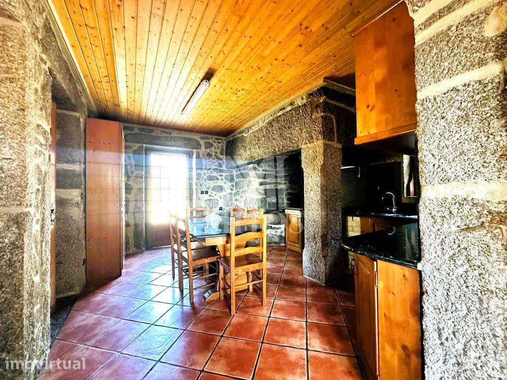 Moradia T2 em pedra para venda em Portela Susã - Viana do Castelo - Grande imagem: 4/14