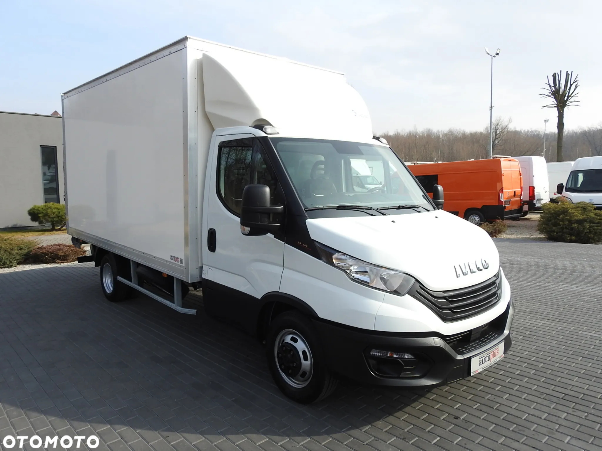 Iveco DAILY 35C16 KONTENER WINDA 8 PALET TEMPOMAT BLIŹNIACZE KOŁA KLIMATYZACJA 160KM [ 732294 ] - 5