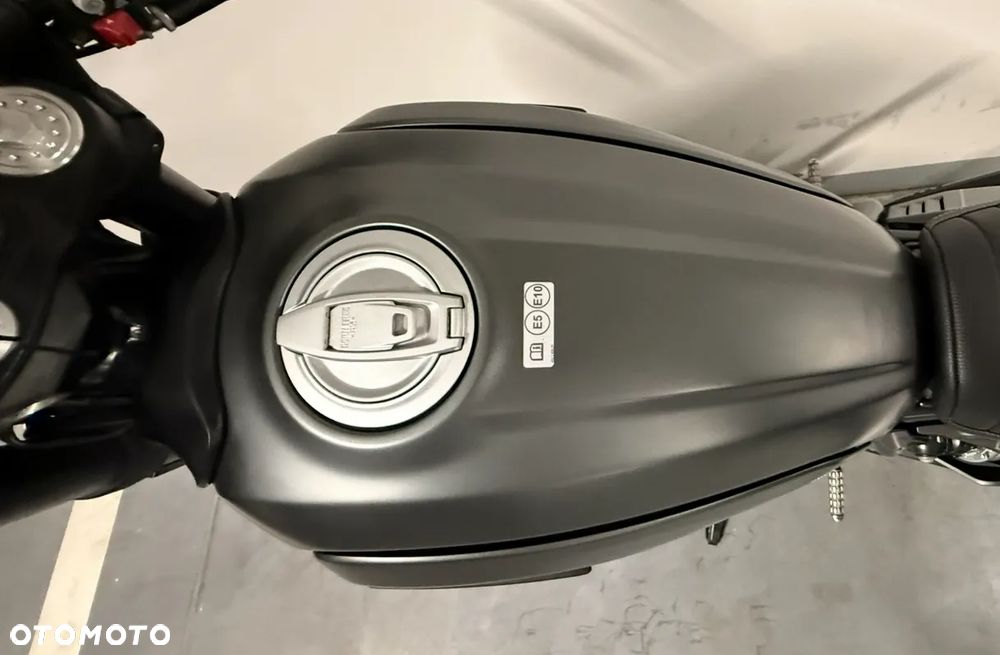 Ducati Scrambler - 11