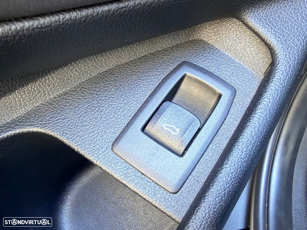 BMW 320 d Line Sport Auto - 16