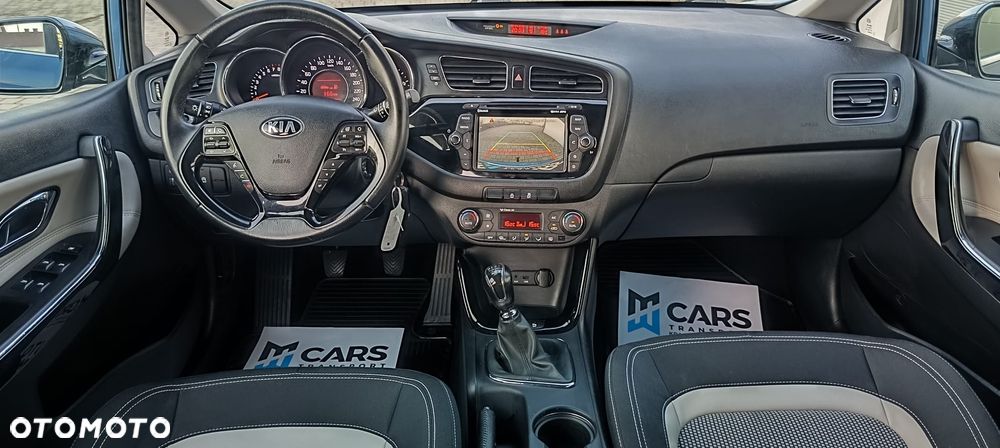 Kia Ceed - 20